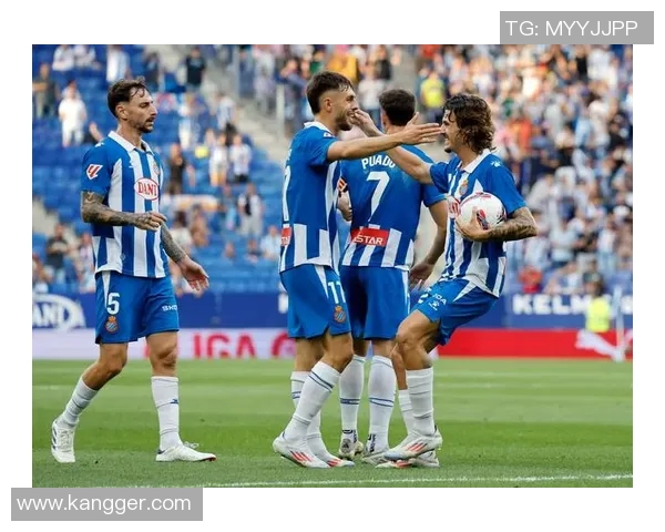 英超战术深度解析西班牙球队防守风格与策略