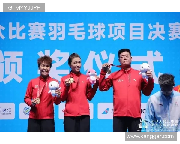 杭州羽毛球队在锦标赛积分榜上以80分稳居第一展现强大实力 杭州羽毛球队在锦标赛积分榜上以80分稳居第一展现强大实力